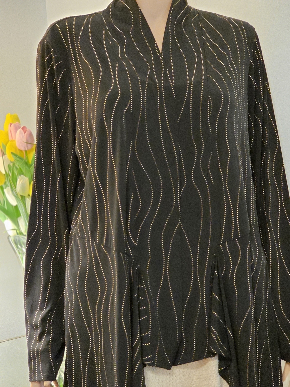 Chico's Black Open-Front Tunic with Gold Wave Stud Detail